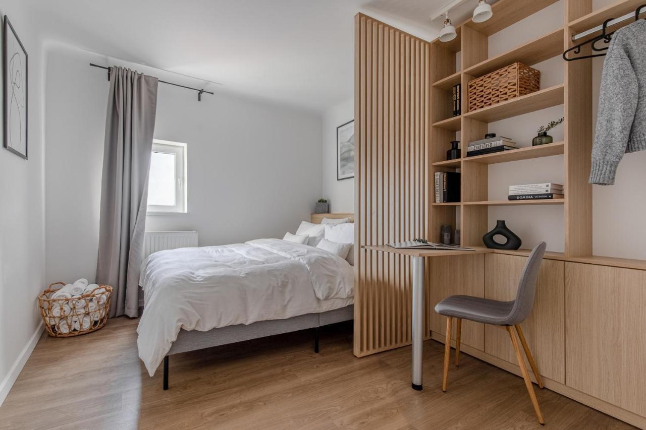 Little Attic By Citylife Suites Bucureşti Eksteriør bilde