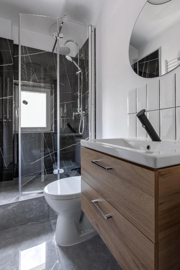 Little Attic By Citylife Suites Bucureşti Eksteriør bilde